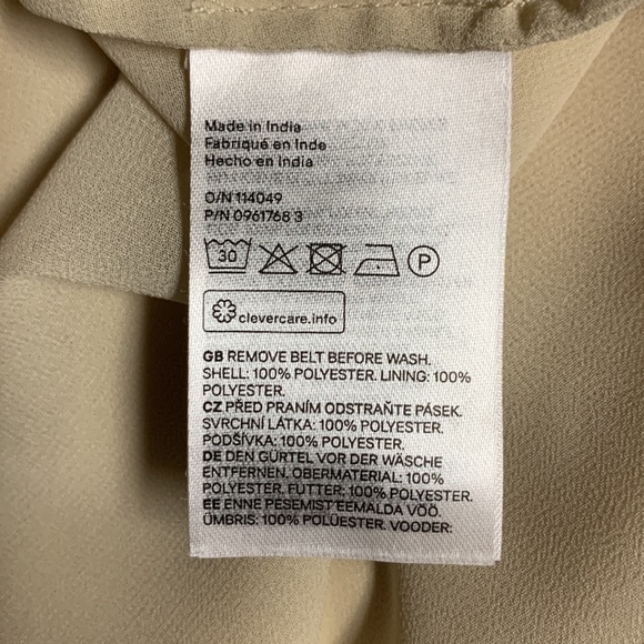 H&M Beige Crepe Pleated Detail Midi Dress - Picture 10 of 10